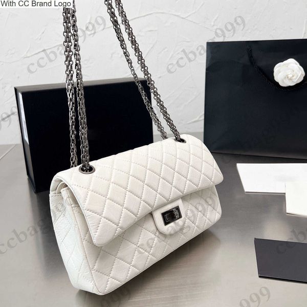 cc cross body 26x15cm classic 2.55 medium quilted bags calfskin rectangle turn lock leather gold silver metal hardware black white crossbody
cc cross body 26x15cm classic 2.55 medium quilted bags calfskin rectangle turn lock leather gold silver metal hardware black white crossbody