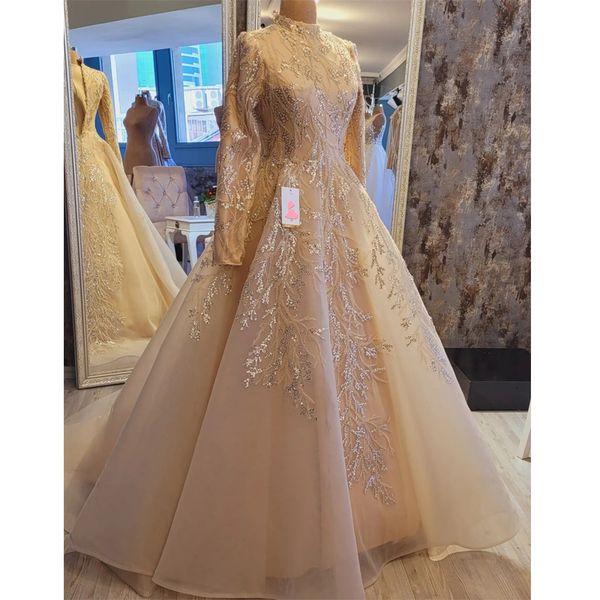 champagne luxury high neck evening dresses 2023 crystal beading applique lace tull long sleeved a-line evening gowns vestidos de noche, Black;red
champagne luxury high neck evening dresses 2023 crystal beading applique lace tull long sleeved a-line evening gowns vestidos de noche, Black;red