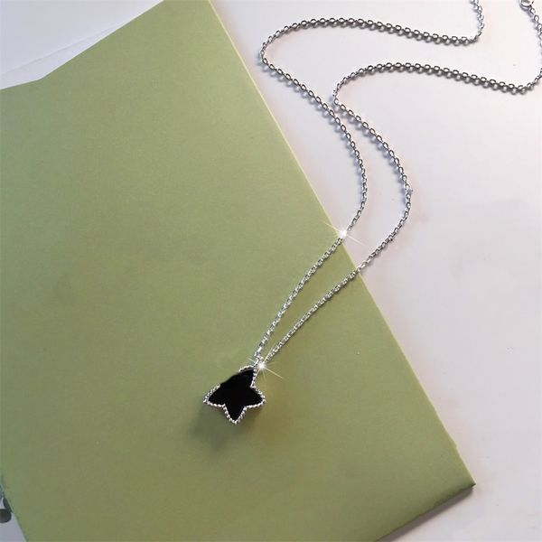 luxury fashion geometric circular van necklace cleef designer elegant women's necklace hanging chain leisure retro colorful ducsay, Silver
luxury fashion geometric circular van necklace cleef designer elegant women's necklace hanging chain leisure retro colorful ducsay, Silver