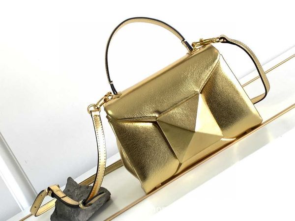 velatninio designer bags for ladies2023 new rivet handheld small square bag with oblique cross magnetic suction cap bag versatile box bag wi
velatninio designer bags for ladies2023 new rivet handheld small square bag with oblique cross magnetic suction cap bag versatile box bag wi