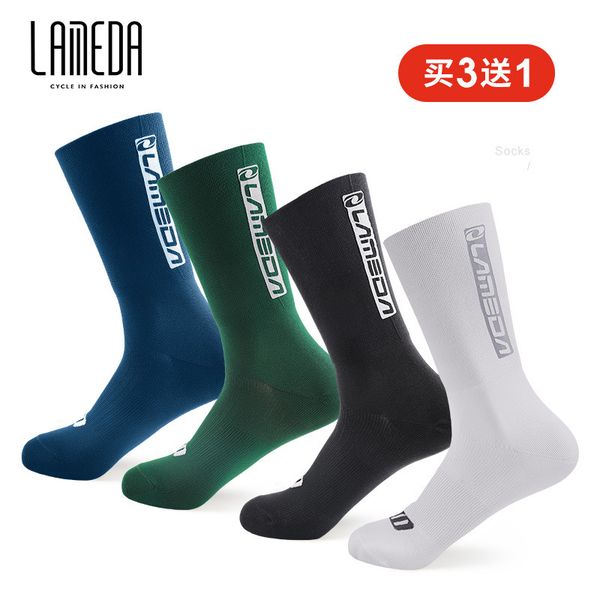 sports socks lameda breathable reflective cycling socks for men and women cycling road outdoor sports running in the tub 230801, Black
sports socks lameda breathable reflective cycling socks for men and women cycling road outdoor sports running in the tub 230801, Black