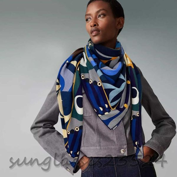 hand-rolled shawl, fall and winter new cashmere silk scarf, large square scarf, craft high version, designer luxury brand scarf w005, Blue;gray
hand-rolled shawl, fall and winter new cashmere silk scarf, large square scarf, craft high version, designer luxury brand scarf w005, Blue;gray