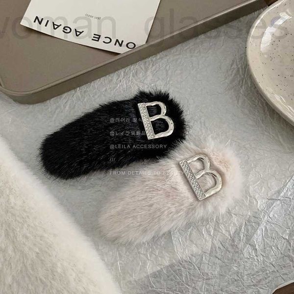 hair clips & barrettes designer autumn/winter new year plush clip 2022 korean rabbit metal decorative letter cute pair girl w9qc, Golden;silver
hair clips & barrettes designer autumn/winter new year plush clip 2022 korean rabbit metal decorative letter cute pair girl w9qc, Golden;silver