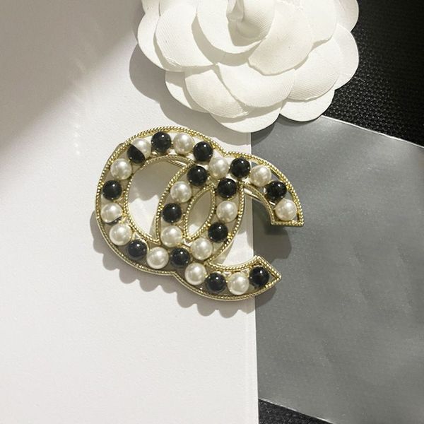designer gold luxury brooch women letter rhinestone brooches suit pin fashion jewelry clothing decoration accessories 20style, Gray
designer gold luxury brooch women letter rhinestone brooches suit pin fashion jewelry clothing decoration accessories 20style, Gray