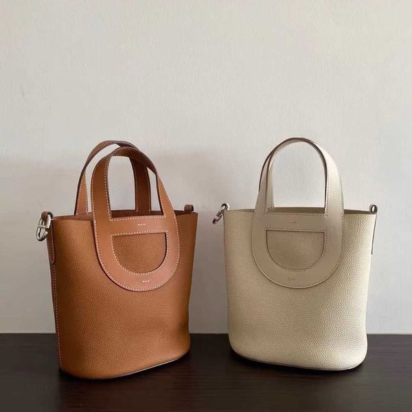 h ermes picotin lock tote bags for women 2023 autumn and winter new pig nose vegetable basket childrens head wrap layer cowhide bucket bag s
h ermes picotin lock tote bags for women 2023 autumn and winter new pig nose vegetable basket childrens head wrap layer cowhide bucket bag s