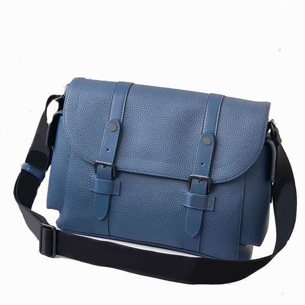 wallets vogue bags men leather fashion travel classical plain soft hasp satchels shoulderbags crossbody pocket b136-1, Red;black
wallets vogue bags men leather fashion travel classical plain soft hasp satchels shoulderbags crossbody pocket b136-1, Red;black