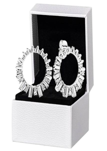 cz diamond sparkling beauty glacier stud earring 925 sterling silver original box for women girls wedding gift earrings1679576, Golden;silver
cz diamond sparkling beauty glacier stud earring 925 sterling silver original box for women girls wedding gift earrings1679576, Golden;silver
