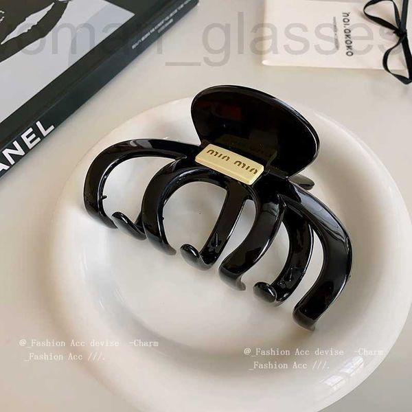 hair clips & barrettes designer the same black letter hair clip as the celebrity, with a high-end and elegant style. summer new versatile sh, Golden;silver
hair clips & barrettes designer the same black letter hair clip as the celebrity, with a high-end and elegant style. summer new versatile sh, Golden;silver