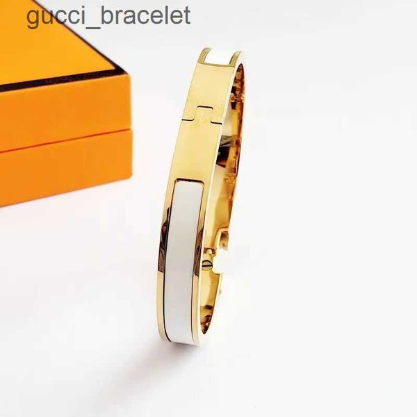 new designer h letter bangle luxury brand enamel bracelets men and women fashion bracelets everyday accessories party wedding valentine', Black
new designer h letter bangle luxury brand enamel bracelets men and women fashion bracelets everyday accessories party wedding valentine', Black
