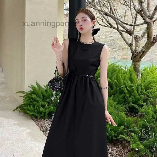 dress shirt spring summer outwear style with budge letter lady slim skirt button zipper bust 0szy, White;black
dress shirt spring summer outwear style with budge letter lady slim skirt button zipper bust 0szy, White;black