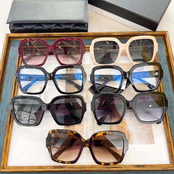 2023 new luxury designer is popular on internet with the same love japanese ins literary and artistic sunglasses women's versatile fash, White;black
2023 new luxury designer is popular on internet with the same love japanese ins literary and artistic sunglasses women's versatile fash, White;black
