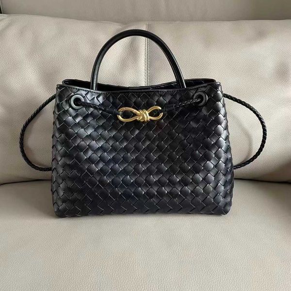 summer bag botegas 2023 designer new cowhide andiamo knitted handbag simple and elegant large capacity commuter diagonal straddle women'
summer bag botegas 2023 designer new cowhide andiamo knitted handbag simple and elegant large capacity commuter diagonal straddle women'