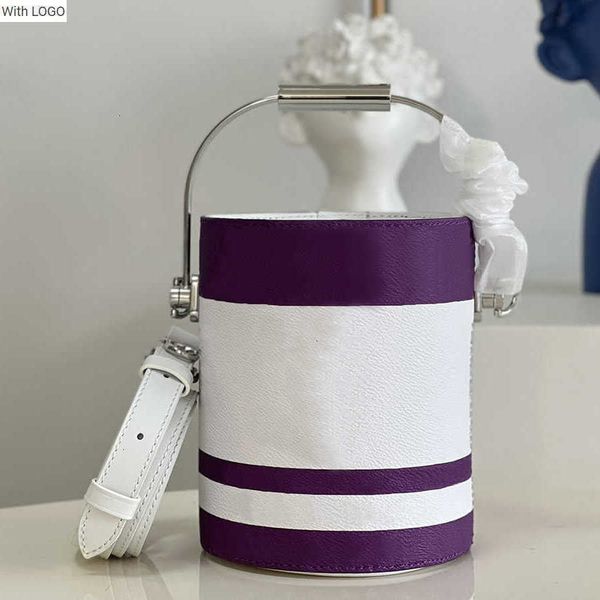 2023 new 9a l bag delicate knockoff designer bucket bag paint can 17cm luxury handbag m81591 yl175 jjqk, Black
2023 new 9a l bag delicate knockoff designer bucket bag paint can 17cm luxury handbag m81591 yl175 jjqk, Black