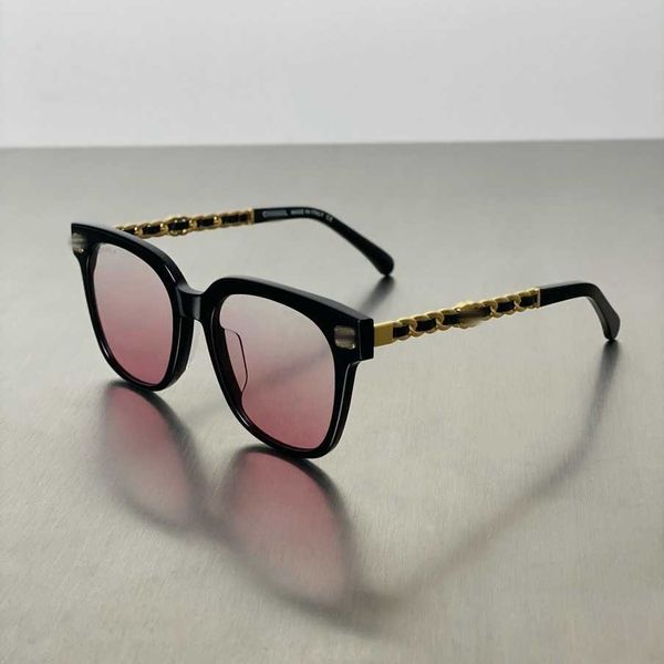 2023 new luxury designer sunglasses women's letter high version plain face black eyeglass frame flat myopia mirror anti blue light fema, White;black
2023 new luxury designer sunglasses women's letter high version plain face black eyeglass frame flat myopia mirror anti blue light fema, White;black