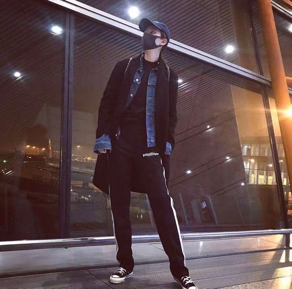 mens womens pants sports pant designers tracksuits suits loose coats hoodies palms sweatpants rainbow drawstring zipper trousers angels casu, Black
mens womens pants sports pant designers tracksuits suits loose coats hoodies palms sweatpants rainbow drawstring zipper trousers angels casu, Black