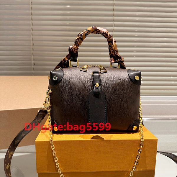 retro mini soft trunk box flower bag womens man designer cosmetic case luxury tote handbag clutch genuine leather cross body shoulder chain
retro mini soft trunk box flower bag womens man designer cosmetic case luxury tote handbag clutch genuine leather cross body shoulder chain