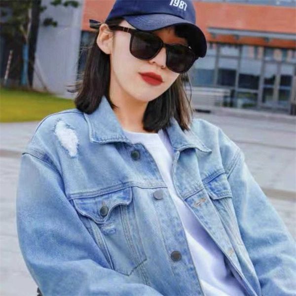2023 luxury designer sunglasses g family's new square large frame sunglasses fashion ins star sun glasses for men and women gg0637 styl, White;black
2023 luxury designer sunglasses g family's new square large frame sunglasses fashion ins star sun glasses for men and women gg0637 styl, White;black