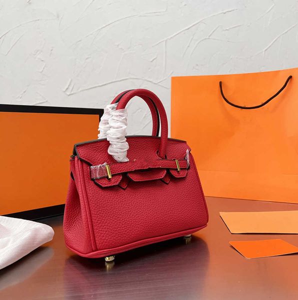 luxury classic birkin bag leather large capacity 20cm designer handbag shoulder bags tote lady fashion handbags
luxury classic birkin bag leather large capacity 20cm designer handbag shoulder bags tote lady fashion handbags
