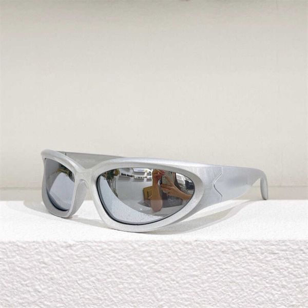 2023 new luxury designer family b's new plate style oval sunglasses fashionable men's and women's ins popular online stars sa, White;black
2023 new luxury designer family b's new plate style oval sunglasses fashionable men's and women's ins popular online stars sa, White;black