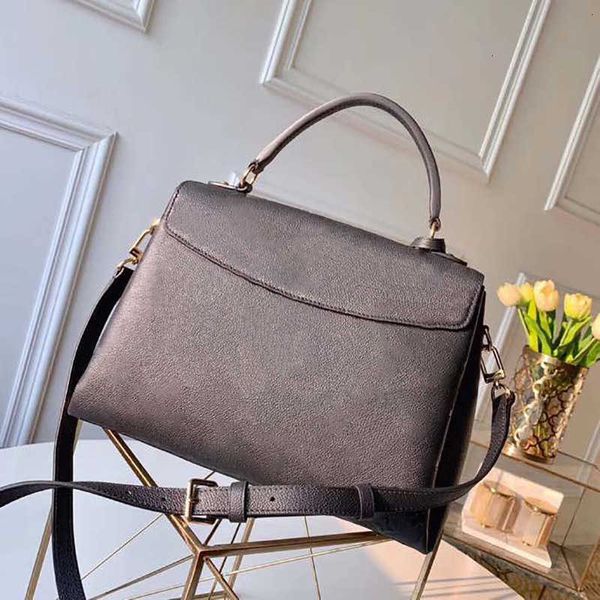 luxury brand shoulder bags high imitation designer tote bag genuine leather shoulder bag 34cm with box zl098
luxury brand shoulder bags high imitation designer tote bag genuine leather shoulder bag 34cm with box zl098