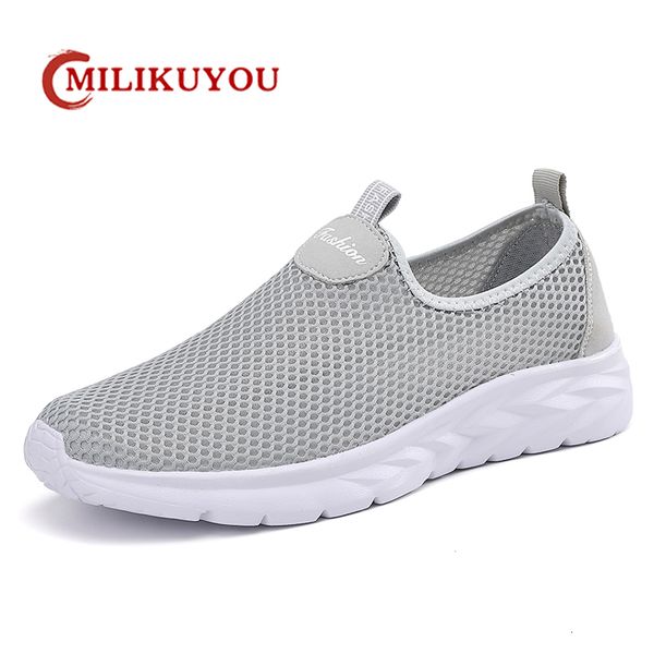 dress shoes milikuyou original men's shoes casual shoes men slip-on sneakers man running shoes breathable tenis shoes summer 230801, Black
dress shoes milikuyou original men's shoes casual shoes men slip-on sneakers man running shoes breathable tenis shoes summer 230801, Black
