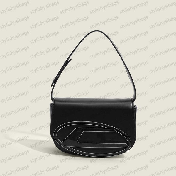 designer bag luxury bag small square bag fashion handbag flap bag magnetic buckle shoulder bag underarm bag crossbody bag the strap is remov
designer bag luxury bag small square bag fashion handbag flap bag magnetic buckle shoulder bag underarm bag crossbody bag the strap is remov