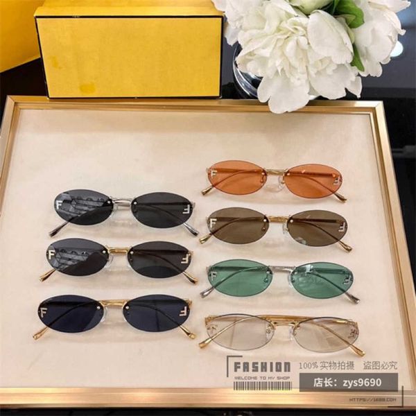 2023 new luxury designer family f's oval cat's eye niche ins fashionable sunglasses star net red anti ultraviolet sunglasses fe400, White;black
2023 new luxury designer family f's oval cat's eye niche ins fashionable sunglasses star net red anti ultraviolet sunglasses fe400, White;black
