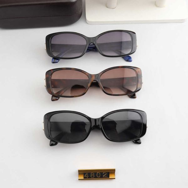 luxury designer sunglasses 2023 new lvjiawang red geometric small long frame personalized ins style sunglasses, White;black
luxury designer sunglasses 2023 new lvjiawang red geometric small long frame personalized ins style sunglasses, White;black