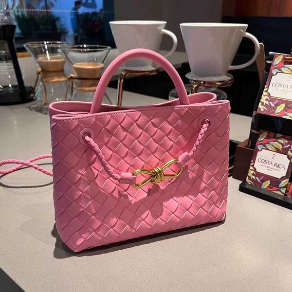 new designer andiamo bag cowhide botegas 2023 summer woven basket women's single shoulder crossbody handheld rgd2
new designer andiamo bag cowhide botegas 2023 summer woven basket women's single shoulder crossbody handheld rgd2