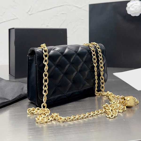 22k womens crush pearl beads woc wallet bags with gold metal chain crossbody shoulder purse turn lock diamond lattice multi pochette pouch d, Red;black
22k womens crush pearl beads woc wallet bags with gold metal chain crossbody shoulder purse turn lock diamond lattice multi pochette pouch d, Red;black