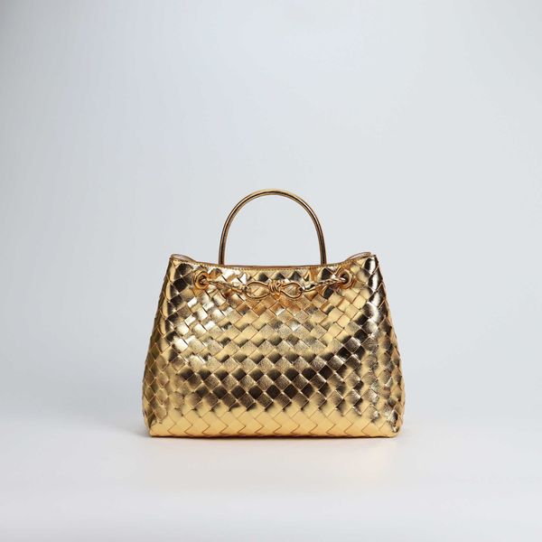 andiamo bag botegas 2023 new fashion woven designer versatile cowhide tote casual one shoulder handheld women's f9gm
andiamo bag botegas 2023 new fashion woven designer versatile cowhide tote casual one shoulder handheld women's f9gm