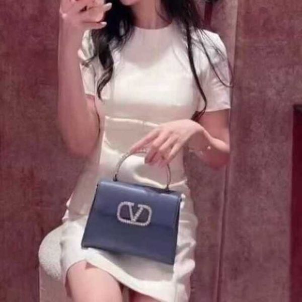 designer diamond handbag bags inlaid women luxurys metal handle shaped portable shoulder crossbody women's chain 9cdk j5hy
designer diamond handbag bags inlaid women luxurys metal handle shaped portable shoulder crossbody women's chain 9cdk j5hy