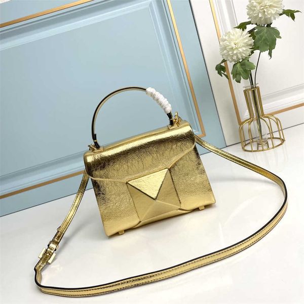 velatninio designer bags for ladies23 new gold premium feel handbag single shoulder crossbody bag rivet magnetic snap flap small square bag
velatninio designer bags for ladies23 new gold premium feel handbag single shoulder crossbody bag rivet magnetic snap flap small square bag