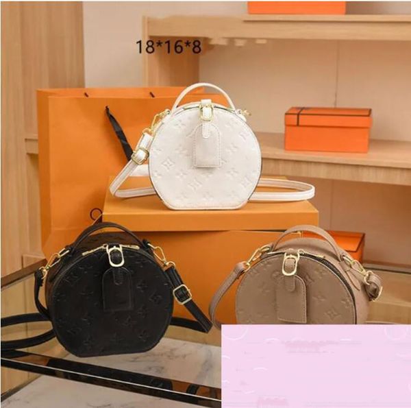 designe women's messenger bags 2023 spring and summer single shoulder small round bag handbag texture simple commuter bags tide all-mat
designe women's messenger bags 2023 spring and summer single shoulder small round bag handbag texture simple commuter bags tide all-mat