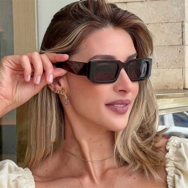 2023 new luxury designer new p family female internet celebrity ins same personalized small frame sunglasses male spr06ys, White;black
2023 new luxury designer new p family female internet celebrity ins same personalized small frame sunglasses male spr06ys, White;black