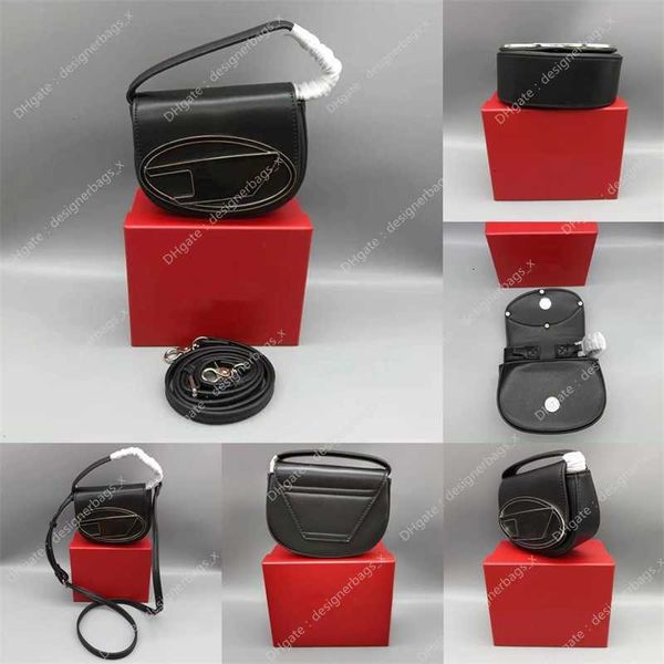 designer bags cowhide design underarm bag wallet luxury handbag sweet cool shoulder purse crossbody handheld mini small square saddle handba
designer bags cowhide design underarm bag wallet luxury handbag sweet cool shoulder purse crossbody handheld mini small square saddle handba