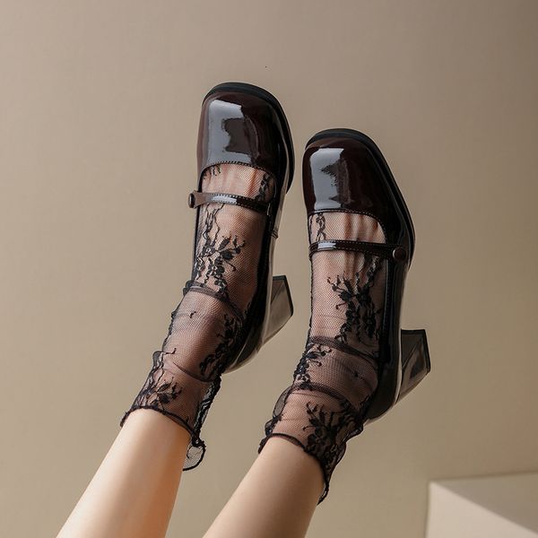 dress shoes women shoes fashion retro square toe hollow out casual mary jane shoes women waterproof platform shoes zapatillas mujer 230801, Black
dress shoes women shoes fashion retro square toe hollow out casual mary jane shoes women waterproof platform shoes zapatillas mujer 230801, Black