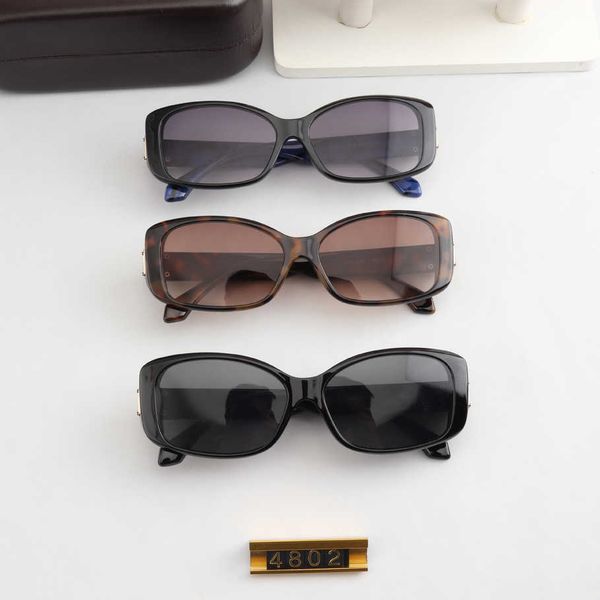 luxury designer sunglasses 2023 new lvjiawang red geometric small long frame personalized ins style sunglasses, White;black
luxury designer sunglasses 2023 new lvjiawang red geometric small long frame personalized ins style sunglasses, White;black
