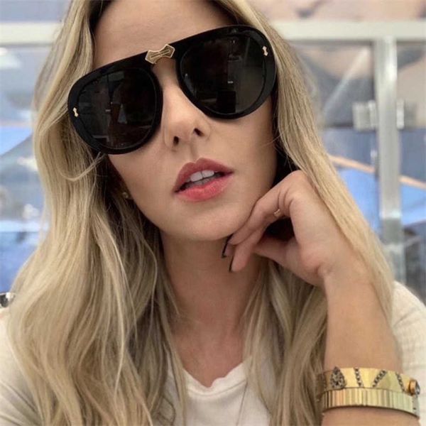 2023 luxury designer sunglasses new diamond frame folding wind toad mirror jelly color personalized fashion network red same style sunglasse, White;black
2023 luxury designer sunglasses new diamond frame folding wind toad mirror jelly color personalized fashion network red same style sunglasse, White;black