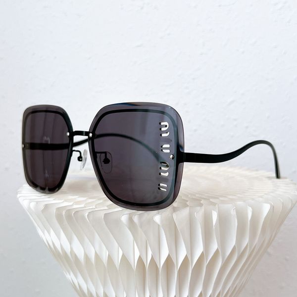 designer frameless miu sunglasses for men and women, gradient color lenses, glasses for travel, sun protection sunglasses, White;black
designer frameless miu sunglasses for men and women, gradient color lenses, glasses for travel, sun protection sunglasses, White;black