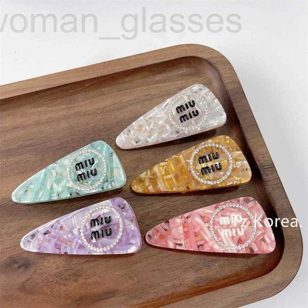 hair clips & barrettes designer acetic acid rhinestone hair clip temperament triangle duckbill versatile fashion accessories, Golden;silver
hair clips & barrettes designer acetic acid rhinestone hair clip temperament triangle duckbill versatile fashion accessories, Golden;silver