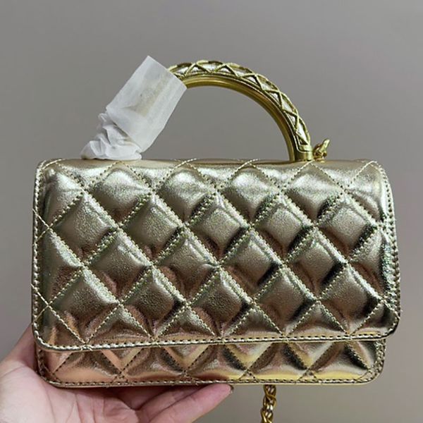 famous purse designer bag gold dinner handbag women shoulder crossbody bags fashion flap wallet leather hollow handle messenger handbags lad
famous purse designer bag gold dinner handbag women shoulder crossbody bags fashion flap wallet leather hollow handle messenger handbags lad