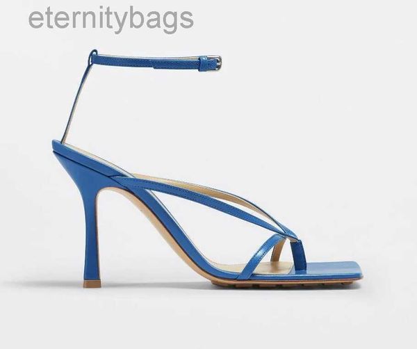bvity shoes stretch sandals designer heels slides pumps slippers chic sky blue v strap stable sole genuine leather shoes squared sole size r, Black
bvity shoes stretch sandals designer heels slides pumps slippers chic sky blue v strap stable sole genuine leather shoes squared sole size r, Black