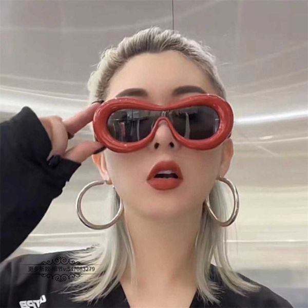 2023 new luxury designer luoyijia cat's eye sunglasses for women ins the same type of personalized pout lips sunglasses lw40099i, White;black
2023 new luxury designer luoyijia cat's eye sunglasses for women ins the same type of personalized pout lips sunglasses lw40099i, White;black