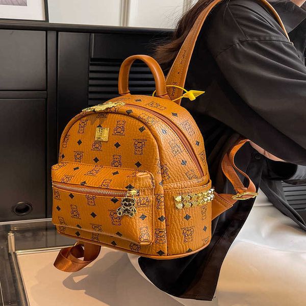 fashion brand leather college students schoolbag premium feeling large capacity ladies travel backpack female shoulder bag 0817
fashion brand leather college students schoolbag premium feeling large capacity ladies travel backpack female shoulder bag 0817