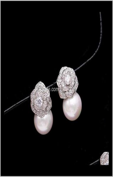 lovely diamond zircon camillia flower pearl earrings for woman girls super glittering ins fashion luxury designer 925 silver post 4171227, Golden;silver
lovely diamond zircon camillia flower pearl earrings for woman girls super glittering ins fashion luxury designer 925 silver post 4171227, Golden;silver