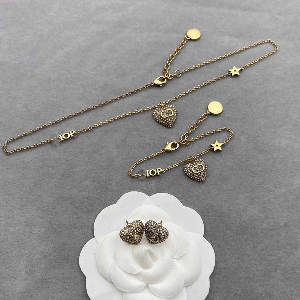 new vintage fashion jewelry necklace c/d letter love necklace love earrings premium edition bracelet fashion jewelry ing, Black
new vintage fashion jewelry necklace c/d letter love necklace love earrings premium edition bracelet fashion jewelry ing, Black