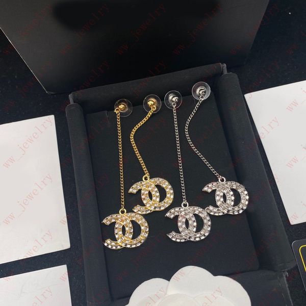 designer metal color screw hook pendant earrings charm, temperament simple high-grade sense party banquet gifts with box, Silver
designer metal color screw hook pendant earrings charm, temperament simple high-grade sense party banquet gifts with box, Silver