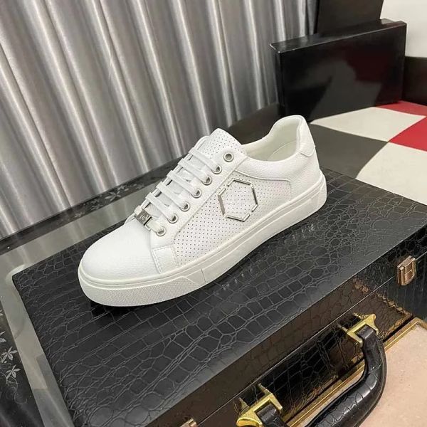 casual shoes foreign trade europe station 2023 new personalized skull head trend pp genuine leather small white fashion versatile men's, Black
casual shoes foreign trade europe station 2023 new personalized skull head trend pp genuine leather small white fashion versatile men's, Black