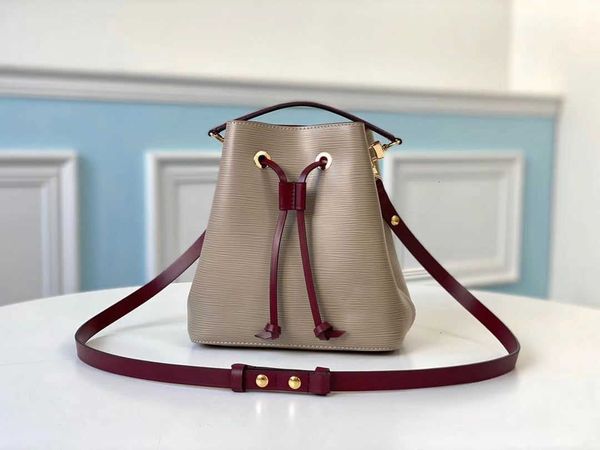 luxury brand drawstring m57032 adorable neonoe bb mini bucket bag fashion grained cowide leather galet gray drawstring shoulder bag messenge
luxury brand drawstring m57032 adorable neonoe bb mini bucket bag fashion grained cowide leather galet gray drawstring shoulder bag messenge